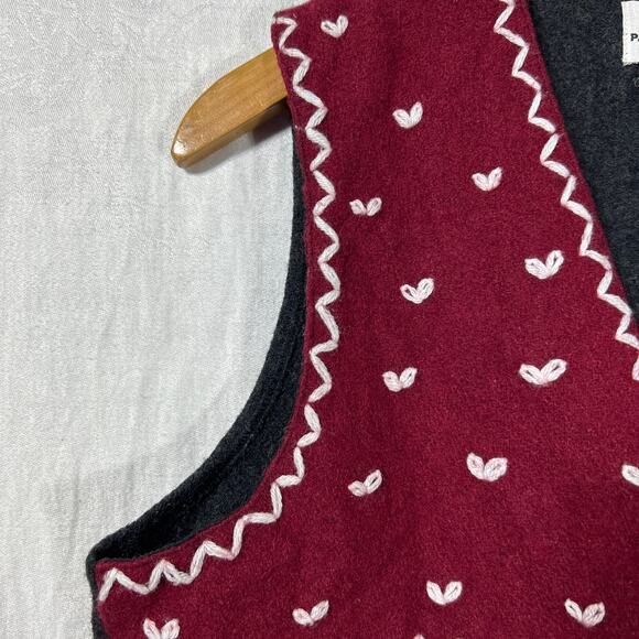 Vintage Sweater Vest Small Wool Blend Felt Gray Red Snowflakes Hearts PHD - Picture 3 of 11